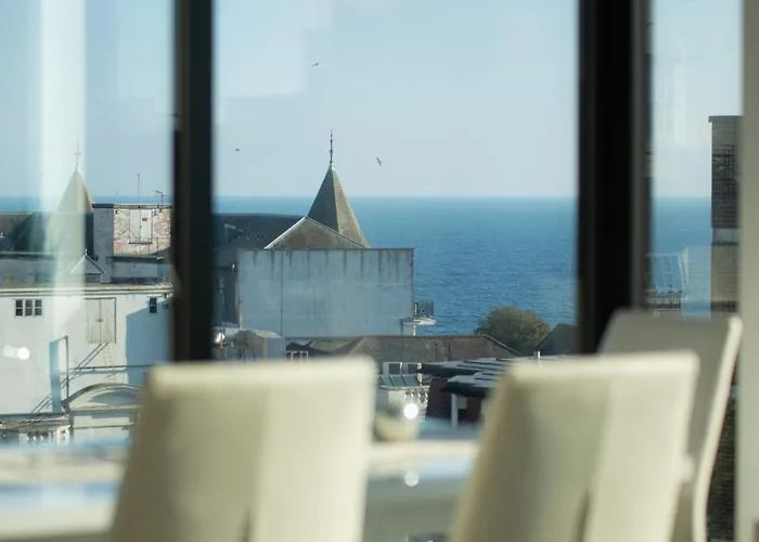 * Panoramic Penthouse With Sea & City Views